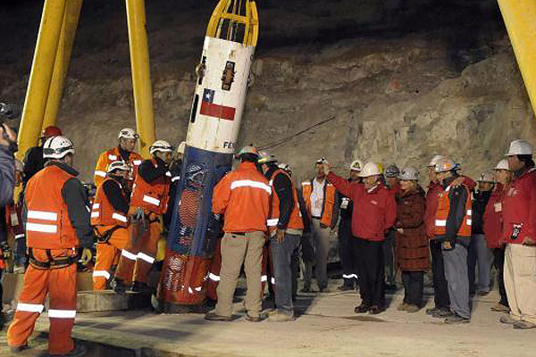 Informe final sobre accidente en mina San José ya está en manos del ministro Golborne