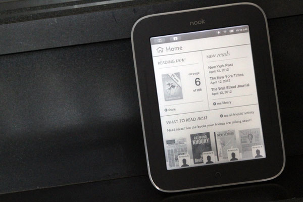 Nuevo lector ebooks de Barnes & Noble viene con luz para leer en la oscuridad