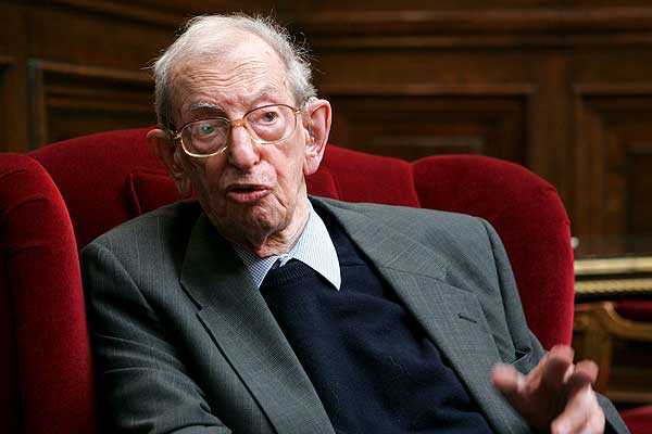 Eric Hobsbawm, el gran historiador del siglo XX, muere a los 95 años