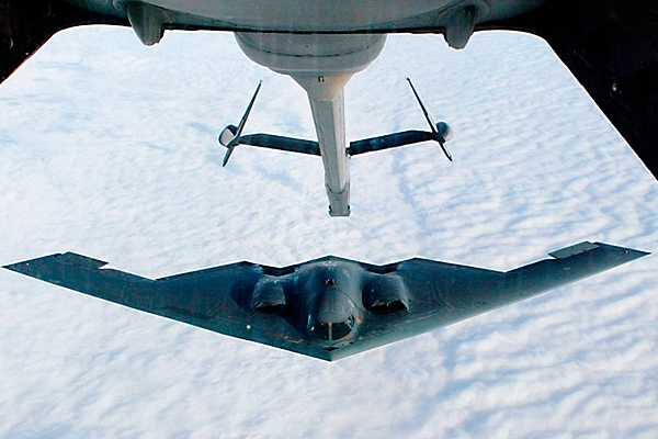 Dos bombarderos furtivos de EE.UU. participan en maniobras conjuntas con Surcorea