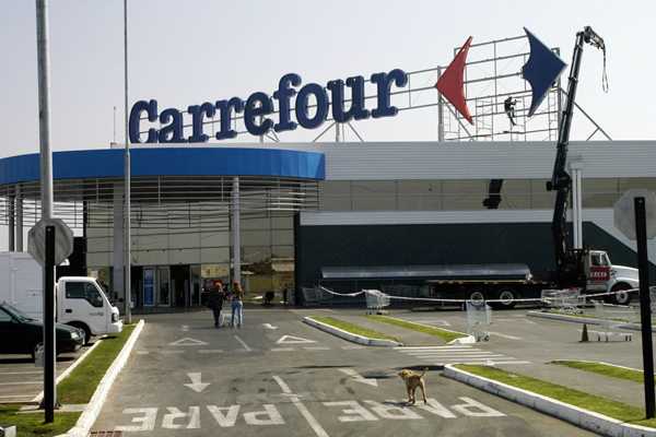 Carrefour se asocia con importante distribuidor para iniciar su expansión por África 