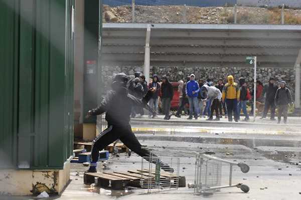 Ola de saqueos se desencadenó en Córdoba durante huelga de la policía