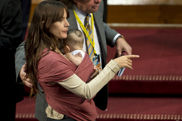 El bebé de Camila Vallejó llamó la atención de Cristina Fernández y Rafael Correa.