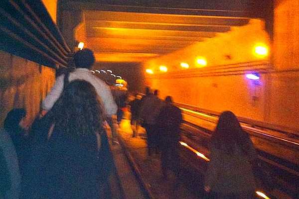 Trabajadores del Metro denuncian despidos y falta de personal