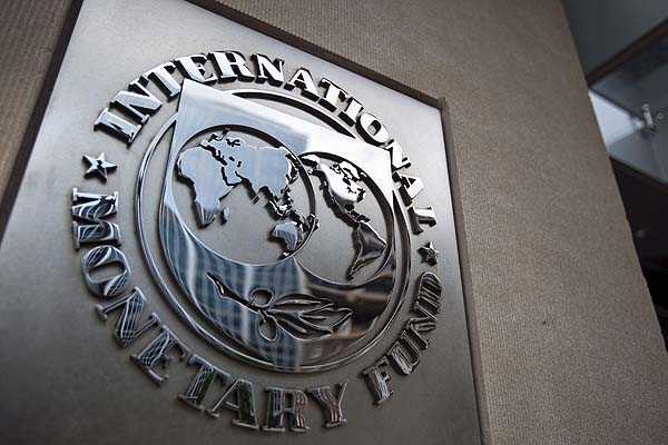 FMI estima que la economía de China crecerá 'muy por encima' de lo previsto en 2015