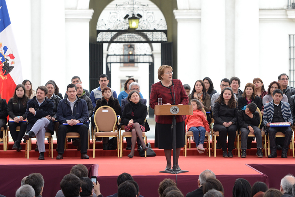 Presidenta Bachelet anuncia nueva entrega de subsidios para sectores medios y emergentes