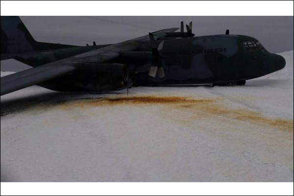 Avión de la fuerza aérea brasileña sufre percance cuando aterrizaba en la Antártica