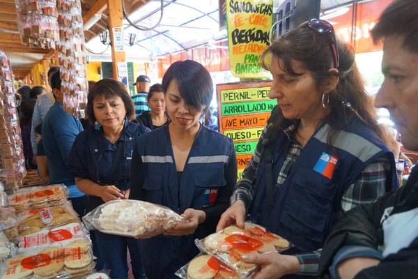 Decomisan más de 280 kilos de alimentos en mal estado en Santuario de Lo Vásquez