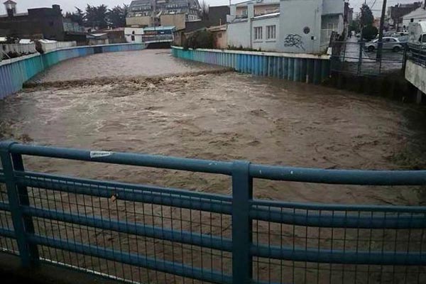 Declaran alerta roja para Punta Arenas por intensas precipitaciones