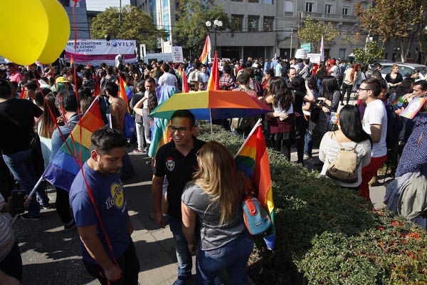 Más de 50.000 personas participan en la Marcha por la Igualdad en Santiago
