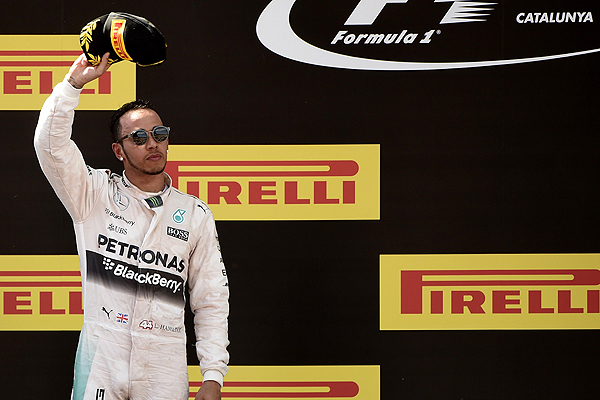 F-1: Lewis Hamilton prolonga su contrato con Mercedes hasta 2018 