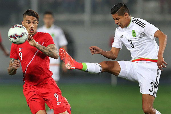 México rescata un empate ante Perú en Lima en duelo preparatorio para la Copa América